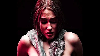 A Monster From The Planet Aaron Flooded An Earth Girl With Slime After Being Raped videos