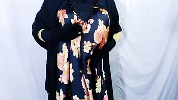 Indian Beautiful Village Housewife Having Sex In The Room - Clear Hindi Audio videos