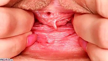 Hoochie-coochie Worship Beautiful Girl Tera Link videos