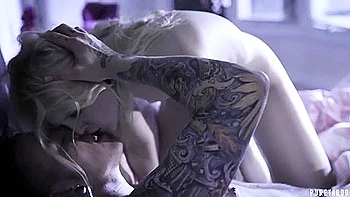 Bitches Share Penis - Carolina Sweets videos