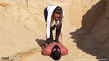 Ein Fliegender Teppich Fur 1001 Stiefel videos