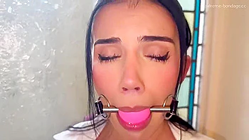 Crazy Adult Clip Facial Craziest Youve Seen videos