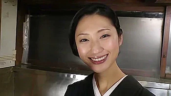 250411チャイナ服とか着た一流グラドルd videos