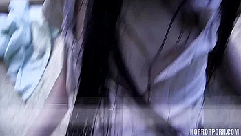 HORROR PORN: The Girl from The Well videos