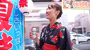 241214花火大会に向かう女性をナンパc3 videos