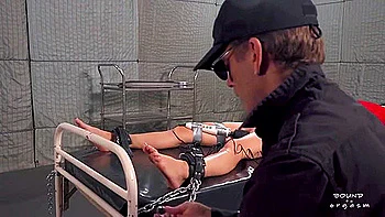 Bondage Orgasm - Dyanna - Marcus - Hitachi - Chained To The Bed videos