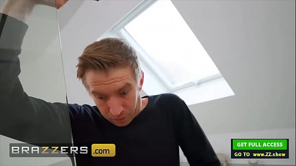 (Danny D) Walks In On His New Houseguest Sexy (Asia) Having A Shower - Brazzers videos