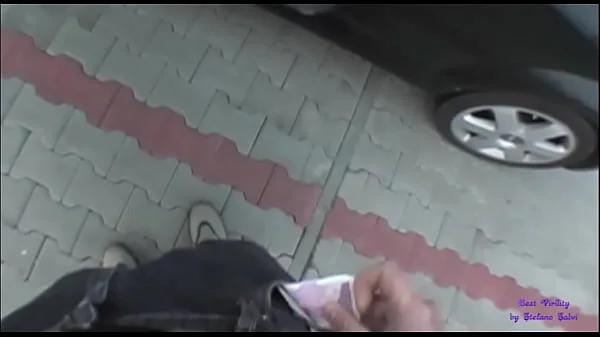 Andrea ha un corpo fantastico e ama farsi penetrare il culo videos