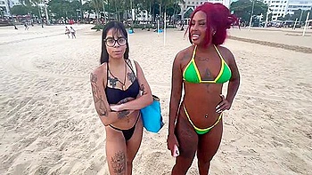 Conheci 2 Gostosas Na Praia De Copacabana E Chamei Pra Fazer Porno. 14 Min videos