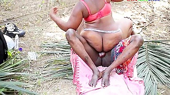 Soft Fucksy Fucked Here In This Forest 13 Min videos