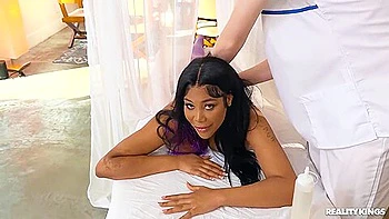 Make It Clap On His Face - Interracial Massage Hardcore With Fat Ass Ebony Stepmom videos