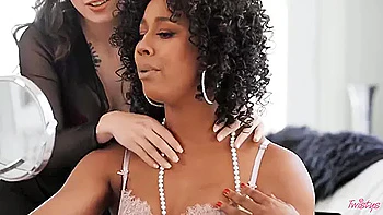 Raunchy Muff Munchers Ir Heart-stopping Xxx Movie videos