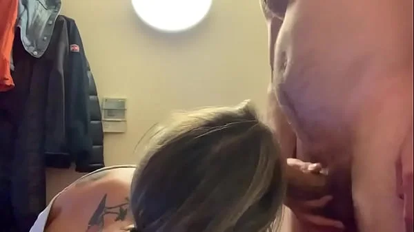 Married gym milf sucking cock videos