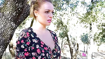 Busty Cougar Lara Cruz Has Decided To Have An Outdoor Laid! videos