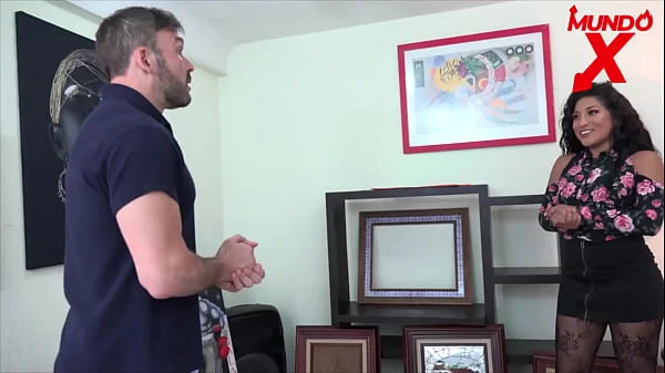 She, an art teacher, asks this guy to paint her and he fucks her very hard MUNDOXXX.COM videos