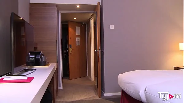 Romanian beauty Shalina Devine really into hard fucking sodomy videos