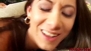 Gwen Diamond And Justice Young In College Slut Kira Gives These Pledges Quite The Show videos