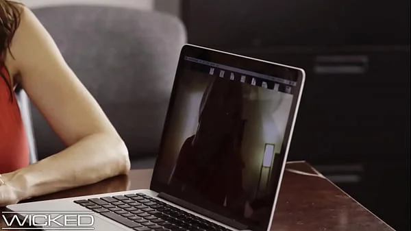 Wicked - Married Man Finally Fucks His Best Friend videos