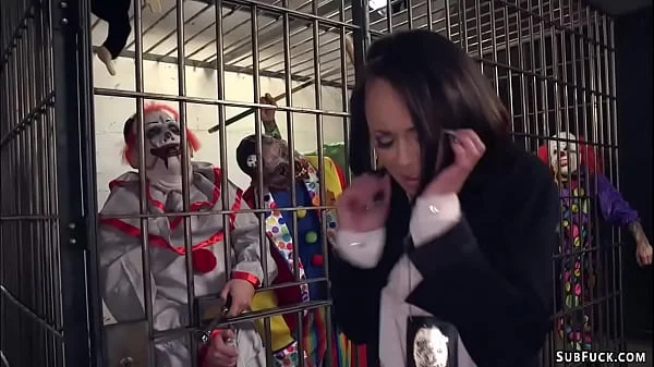 Little slut dap fucked by clowns videos