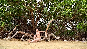 [rebd-603] Tsubaki, Vol. 3. The Euphoria Of The Colors Of The Camellia. Tsubaki Sannomiya Scene 2 videos