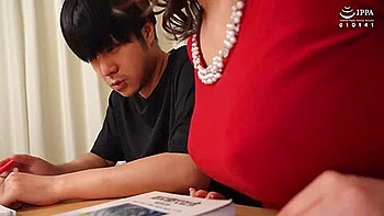 [vec-554] Step mothers Best Friend Miku Kitagawa Scene 1 videos