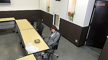 [gns-037] Fearless! Bento Delivery By Office Lady Targeted Day And Night Scene 18 videos