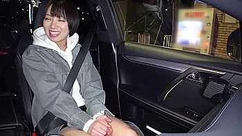 ボーイッシュなショートカット美少女すずちゃんが密室SEX videos