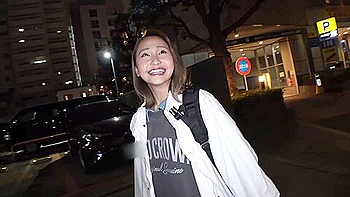 性欲を持て余していてエッチを求める素人女子がローションヌルヌルsex videos