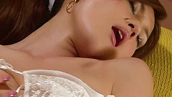 Ameri Ichinose in Womens Fashion 3 4 videos