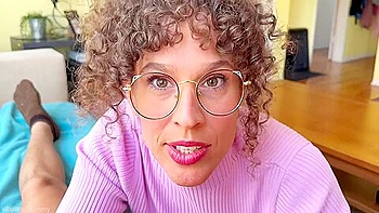 Stepmom Plays With Impatient Virgin videos