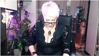 Dirty Dancing Of Luxurious Mature Whore & Her Gaping Cunt .! videos