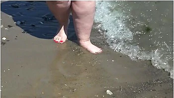 Fat Bare Legs With Red Pedicure Walk Along The Bank Of The River, Fetish videos