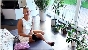 Preview Camel Toe Masche Perverser Onkel videos