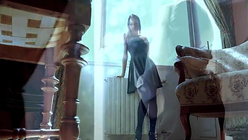 Kari Likes To Be Slow And Deliberate When She Plays With Her Pussy videos