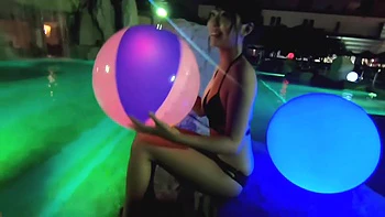 0010898_かわいい ヨダレ 長身などが含まれている videos