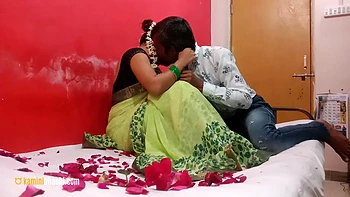 First Night Sex With Real Indian Wife Kamini Bhabhi videos