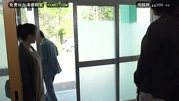 AWC678-YPHEVPEGEM480830972 videos