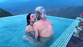 Tinder Date Ends In Outdoor Sex With Chicamocha Cannon In The Background videos