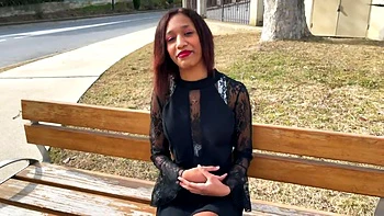 Anissa, 22, has just shot her first porn film from Bordeaux! - Jacquie et Michel TV videos