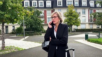 For Lexie, any experience is worth taking! - Jacquie et Michel TV videos