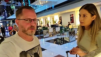 Rebecca Volpetti Hardcore Deep Anal Fuck By Tourist [Dry] videos