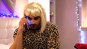 Lylou has a solution to everything - Jacquie et Michel TV videos