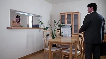 A Housewife Has A Mark On Her Front Door. When She Looks Under The Mailbox... All These Dangerous Marks Are Everywhere. Honami Hazuki videos