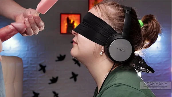 A game of taste. My best friend tricked me when I was guessing the taste of ice cream! xSanyAny videos