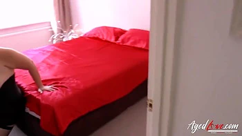 Teen 18+ Redhead And Mature Lesbian Fucking Sex Toys videos