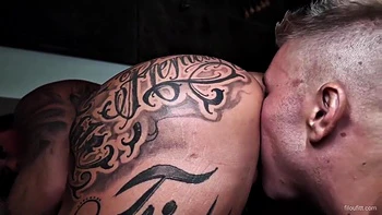 Anny Alve$ & F!l0u Fit 2 videos