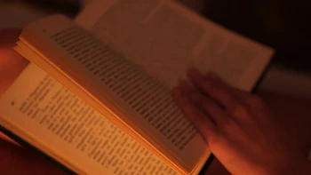 The hopscotch game continues - Jacquie et Michel TV videos