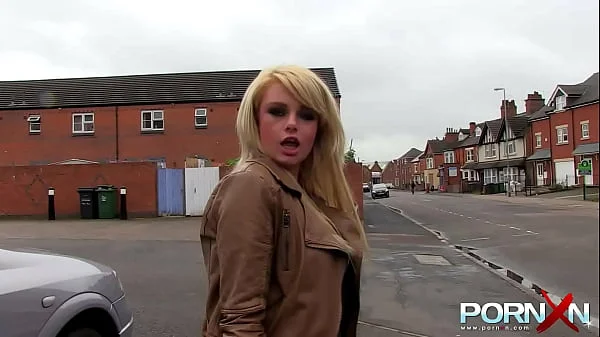 Busty amateur cutie Bonnie D pissing in public videos