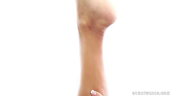 Layla Sin - Layla Has A Foot Fetish And She Loves To Fuck videos