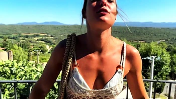 Very special outdoor coaching - Jacquie et Michel TV videos